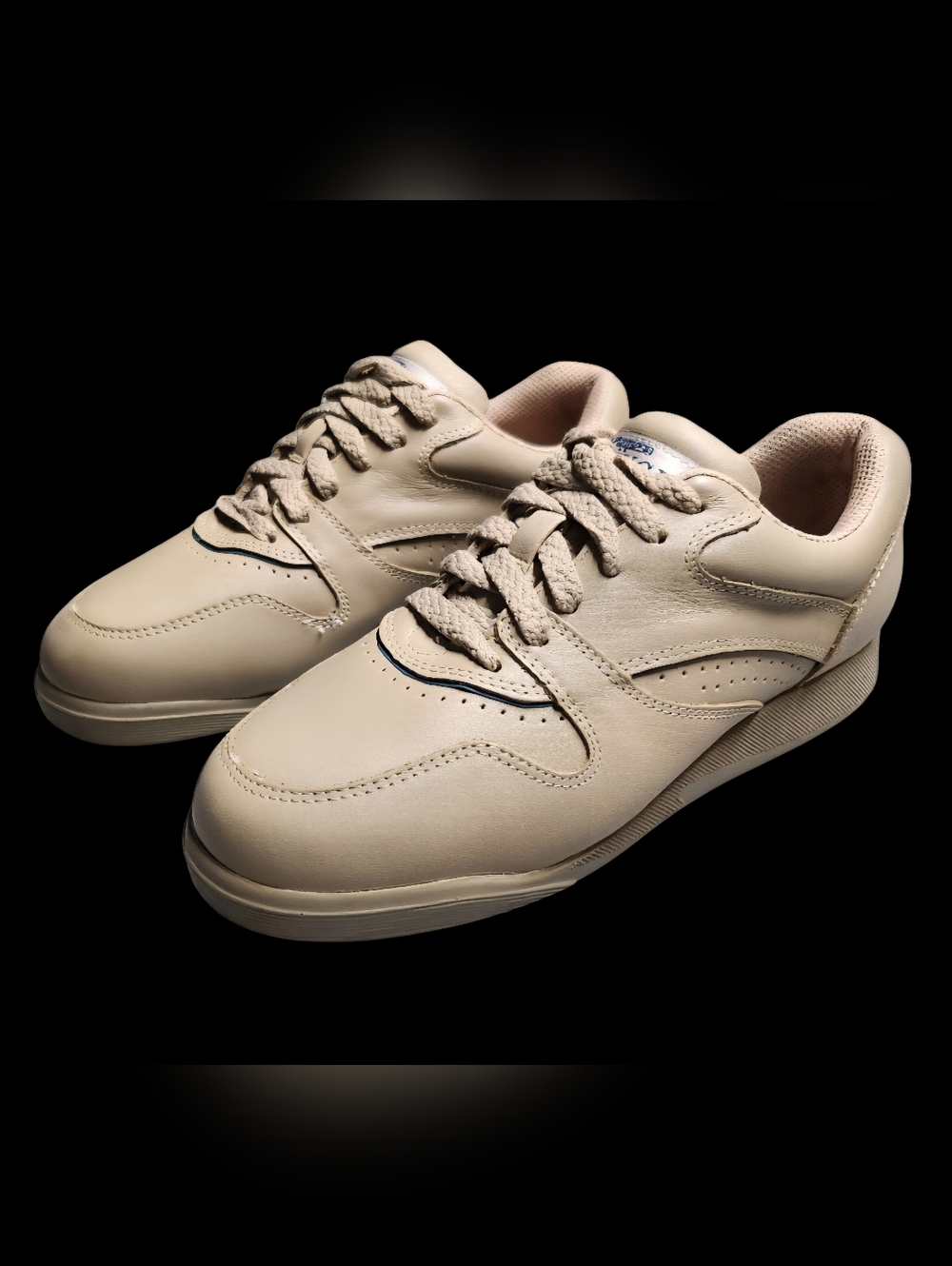 Womens Hush Puppies Bounce Upbeat Sneaker Size 6.5 Brand New (No Box)
